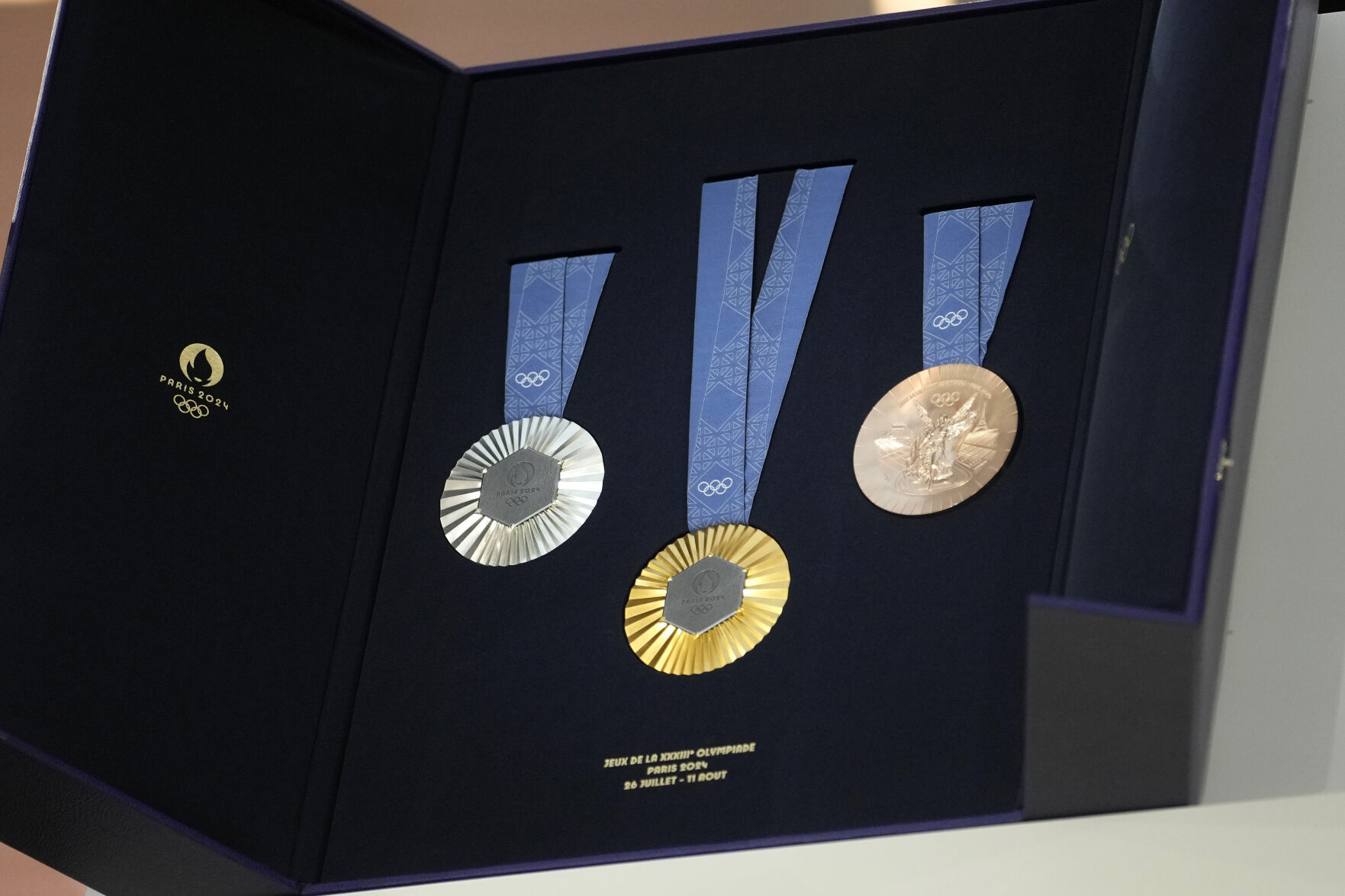 OLY Paris 2024 Medals Eiffel Tower